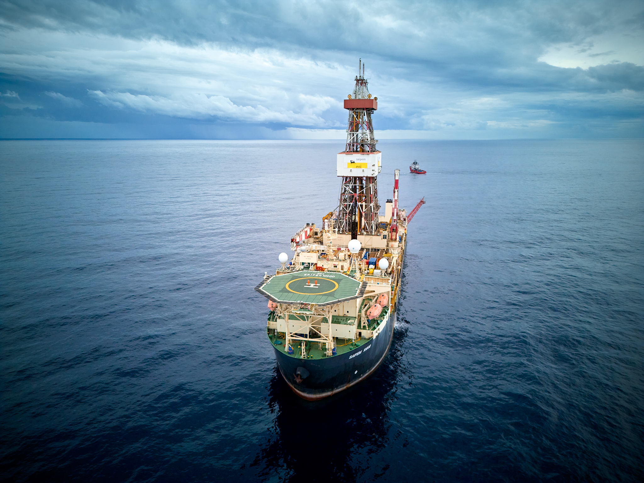 Saipem drilling ship nell'oceano
